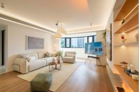 Spacious 2BR Apartment in Old Xuhui