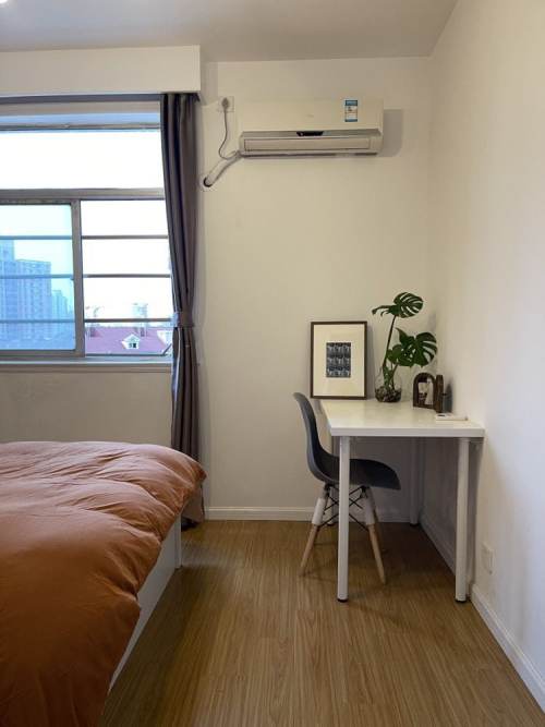 Housing image — Bedroom