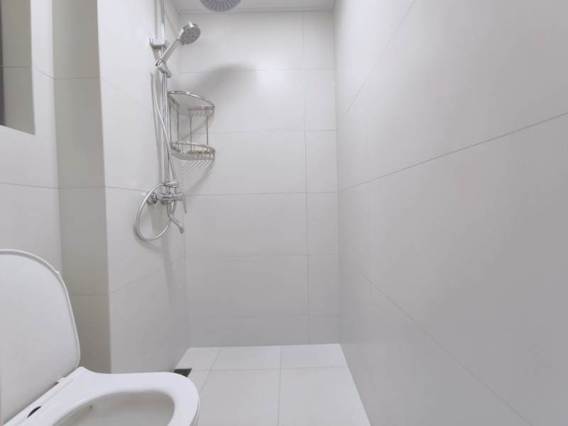 Housing image — Bathroom