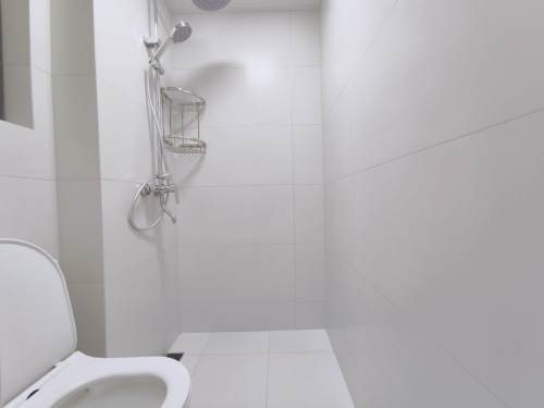 Housing image — Bathroom