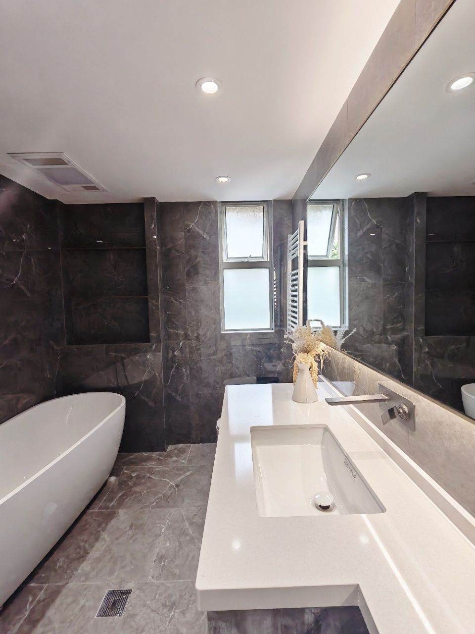 Housing image — Bathroom