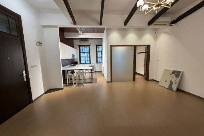 Spacious 2BR Heritage Apartment in Old Xuhui with Terrace (L1/L7)