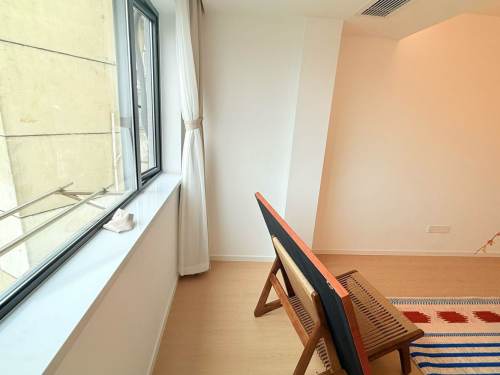 Housing image — Living Room