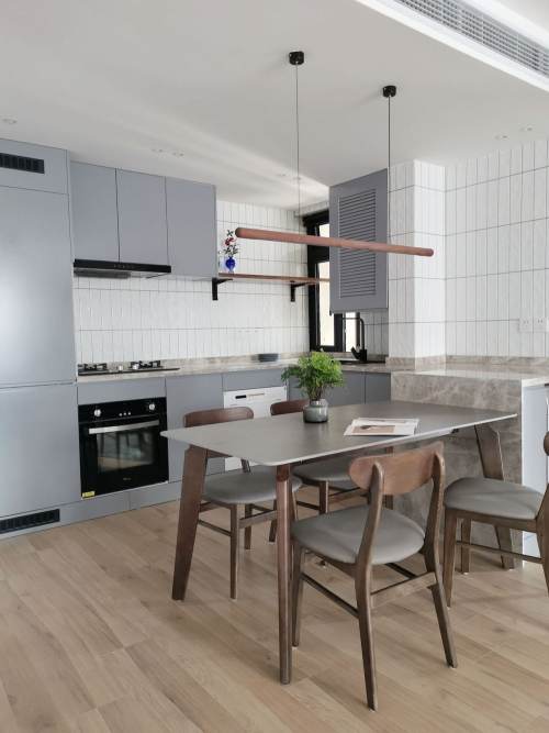 Housing image — Kitchen