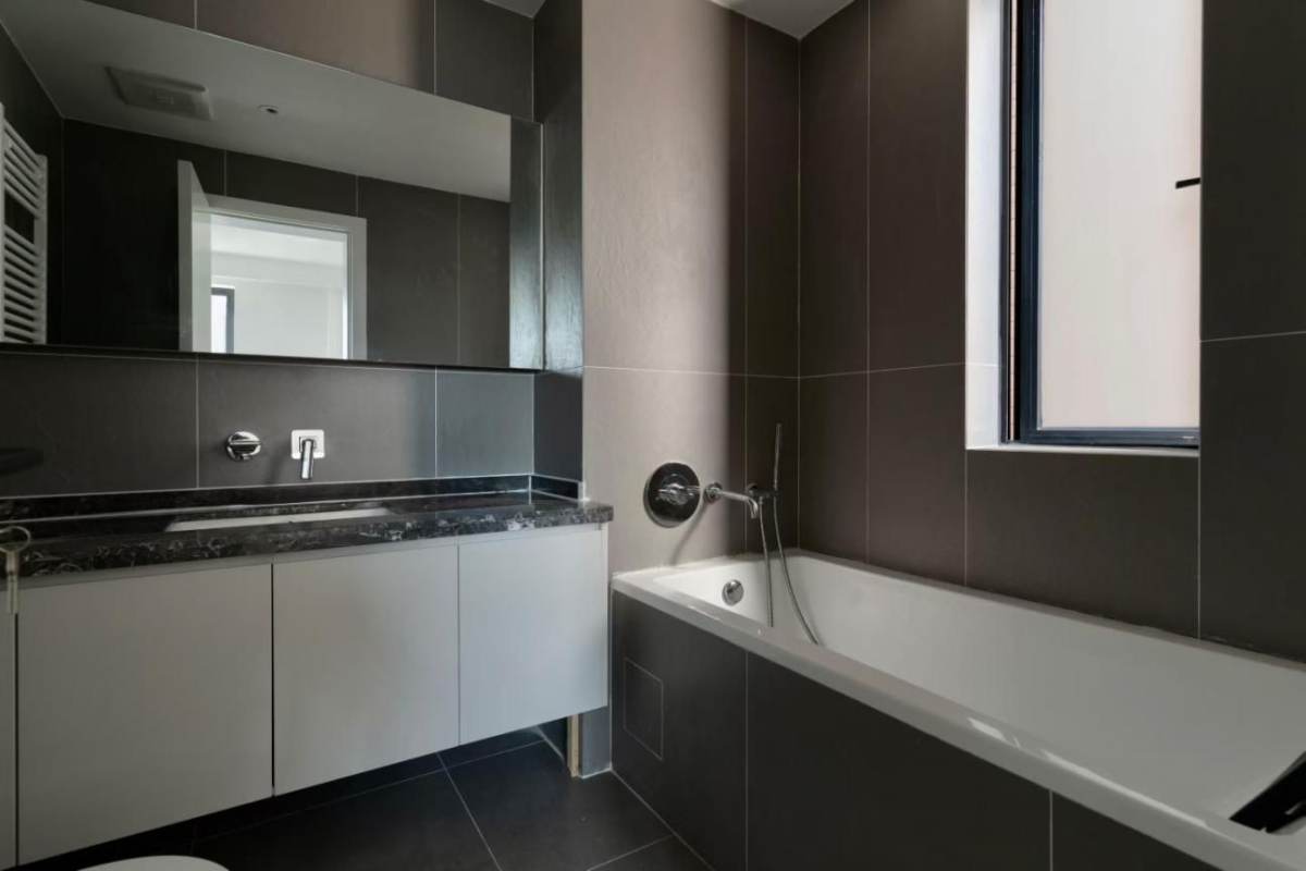 Housing image — Bathroom