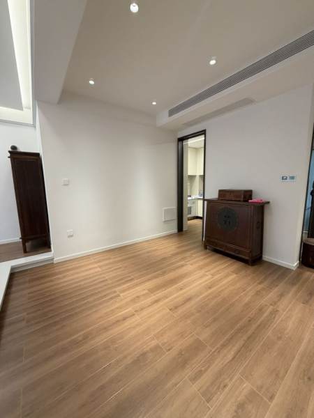 Housing image — Bedroom