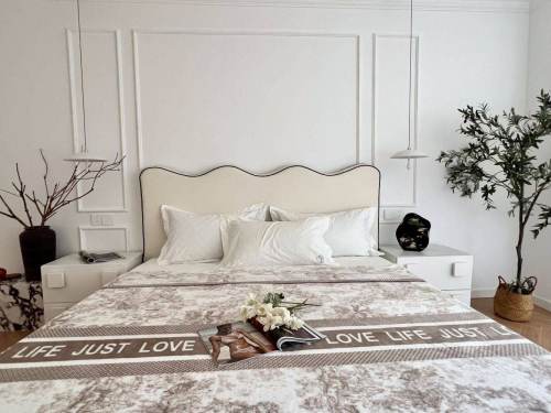 Housing image — Bedroom