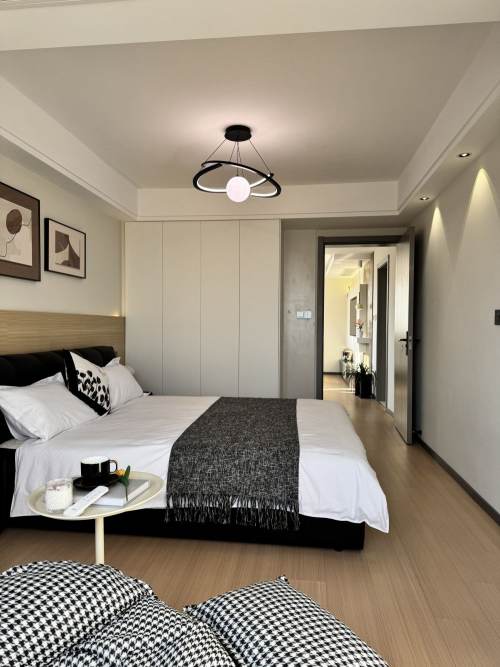 Housing image — Bedroom