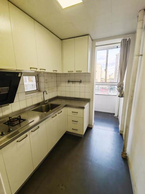Housing image — Kitchen