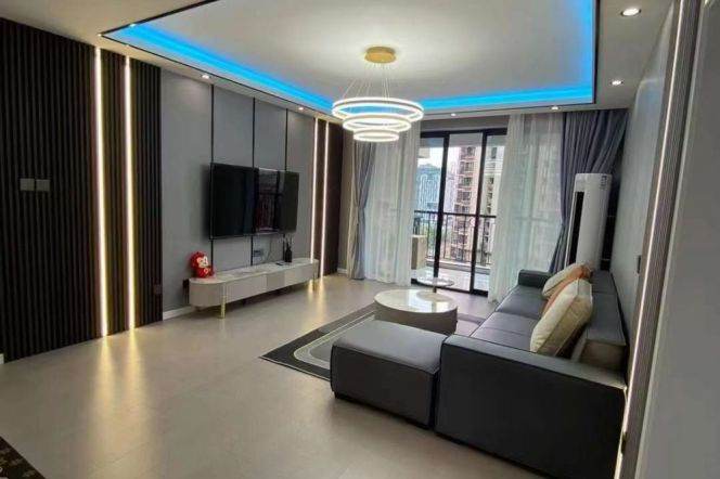 Spacious 2BR Apartment at Brilliant City (L3/L4)