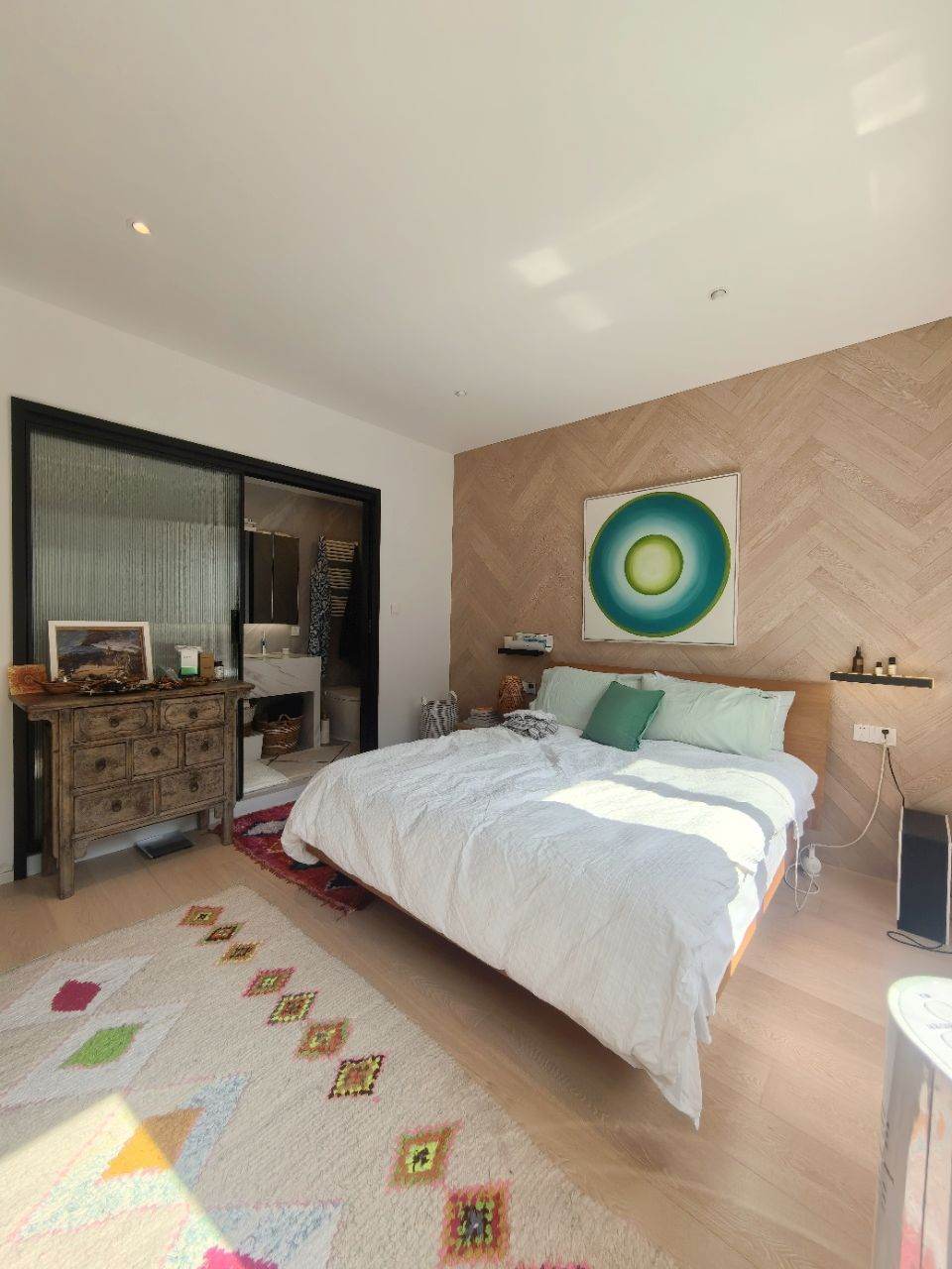 Housing image — Bedroom