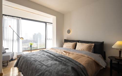 Housing image — Bedroom
