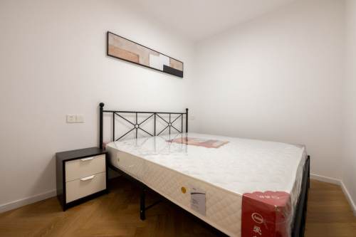 Housing image — Bedroom