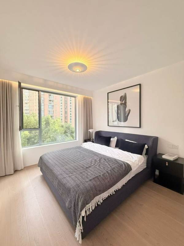 Housing image — Bedroom