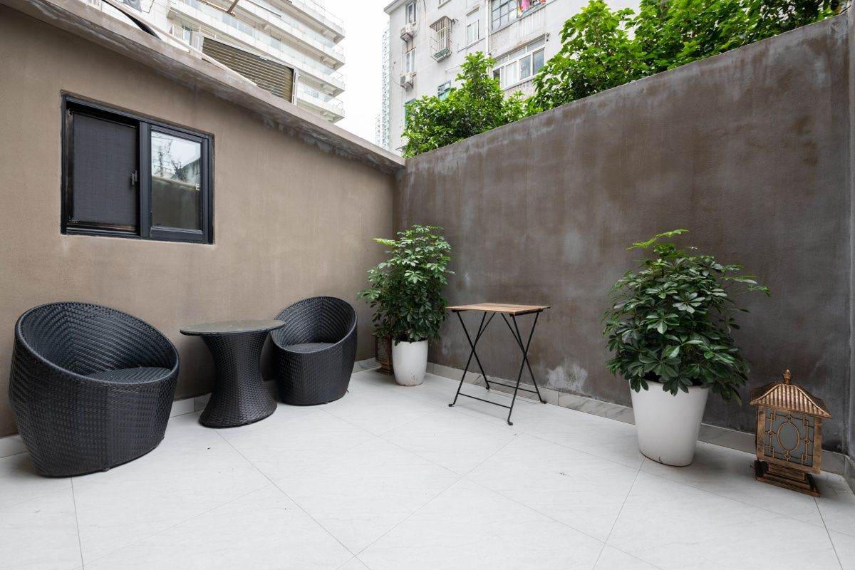 Housing image — Garden
