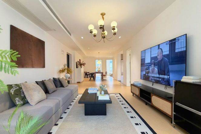3BR Apartment in Jing'an