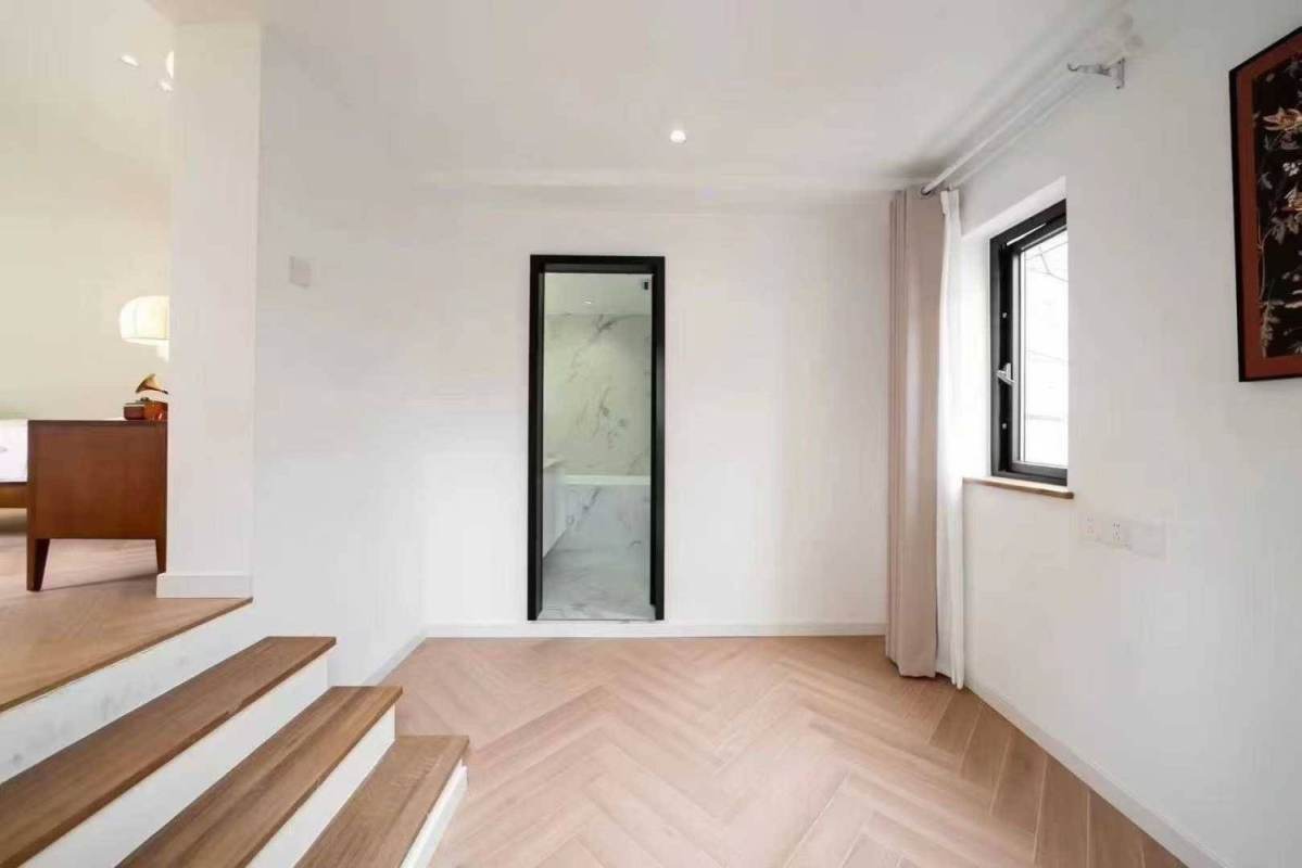 Housing image — Study