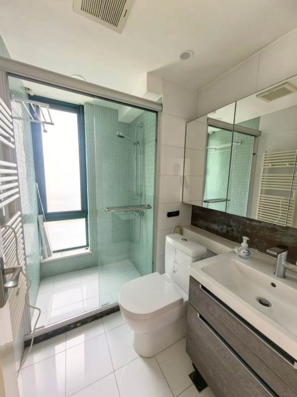 Housing image — Bathroom