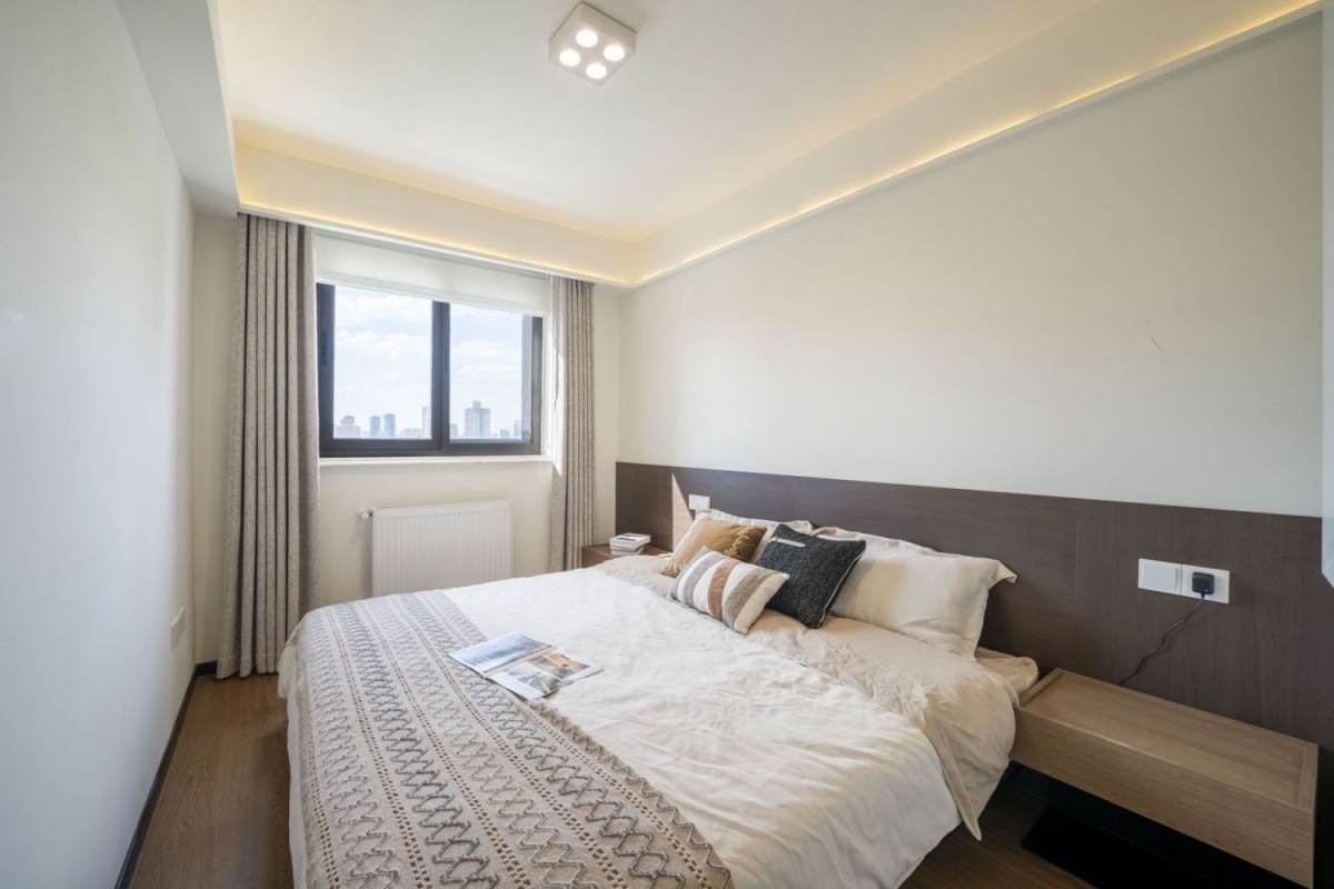 Housing image — Bedroom