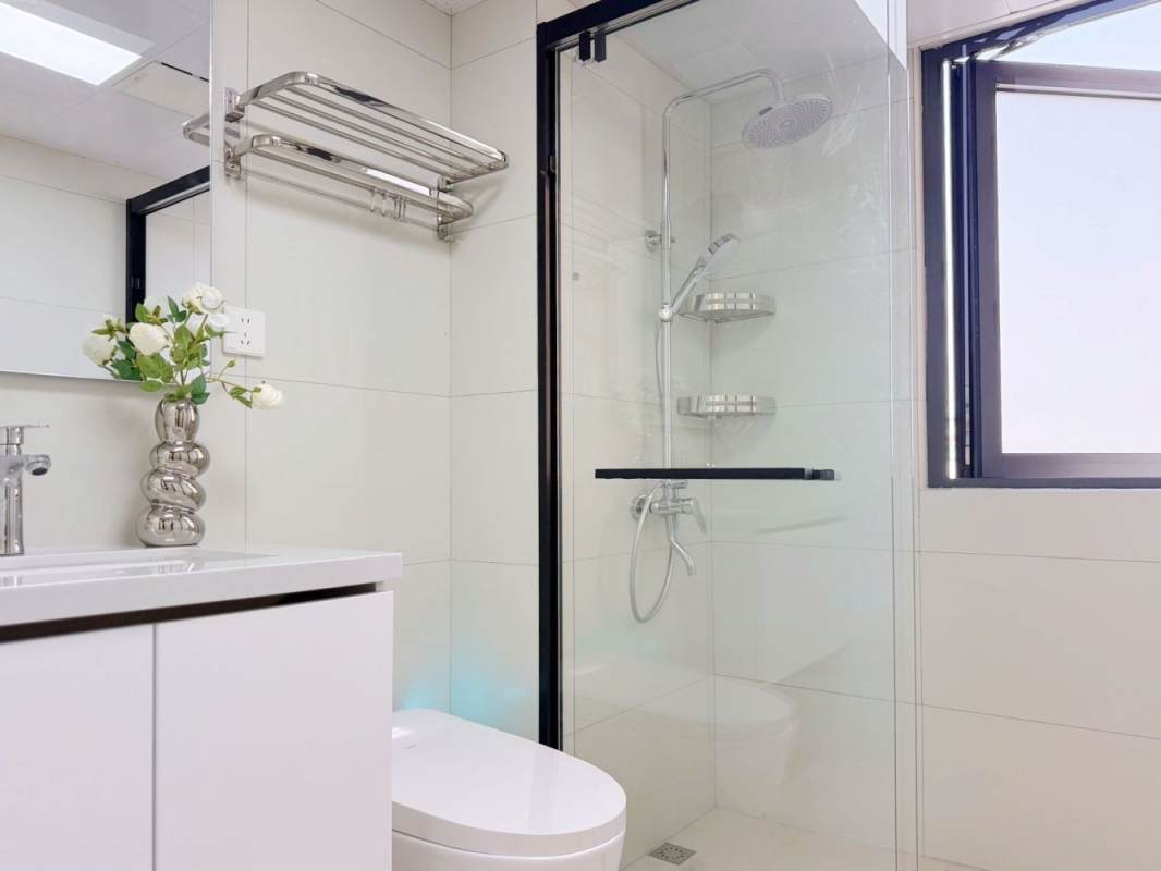 Housing image — Bathroom