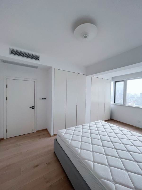 Housing image — Bedroom