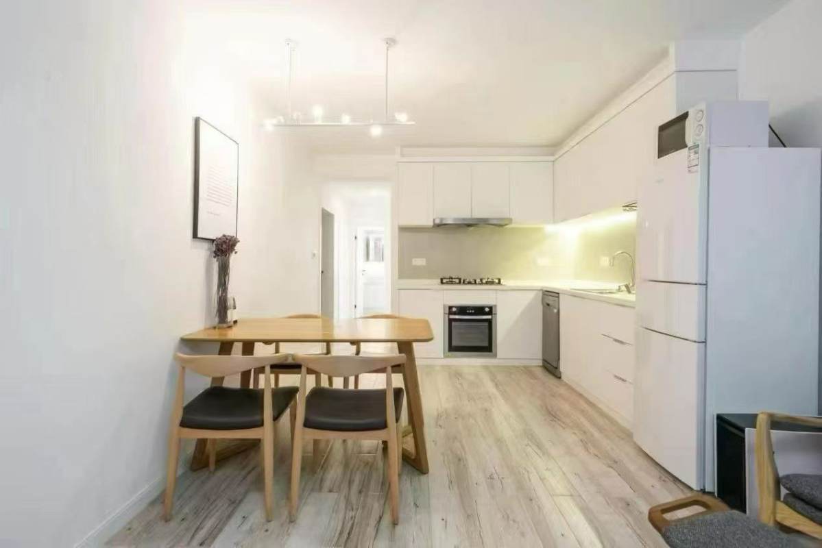 Housing image — Dining Area