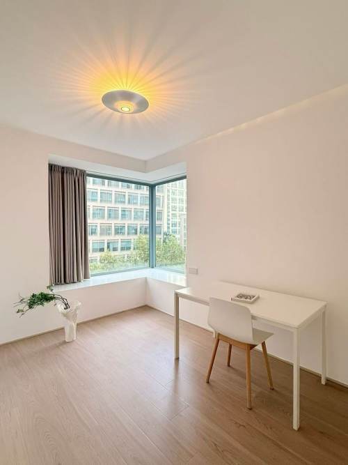 Housing image — Bedroom