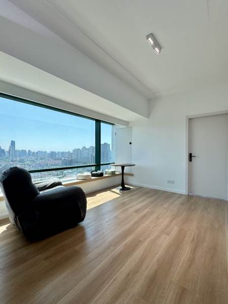 Housing image — Living Room