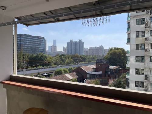 Housing image — Balcony