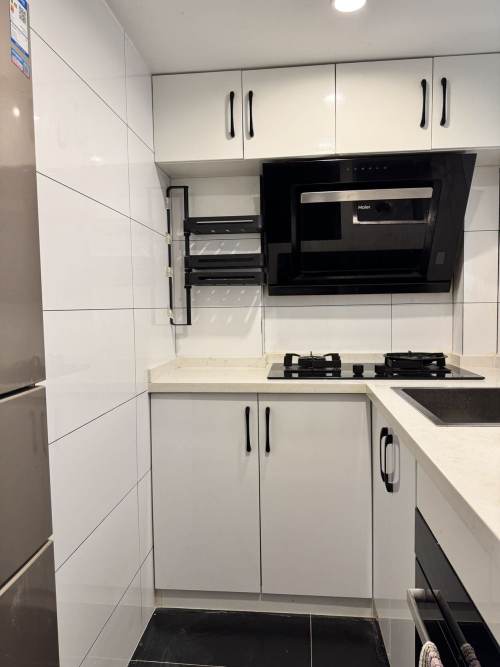 Housing image — Kitchen