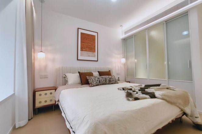 Spacious 2BR Apartment near Yishan Rd Metro (L3/L4/L9)