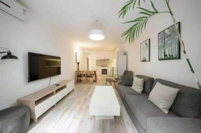 2BR Apartment in Jing'an with Private Garden (L2/L12/L13)