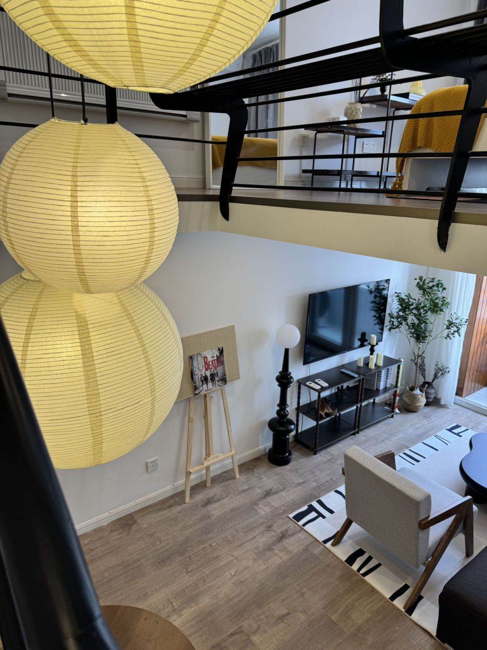 Housing image — Living Room