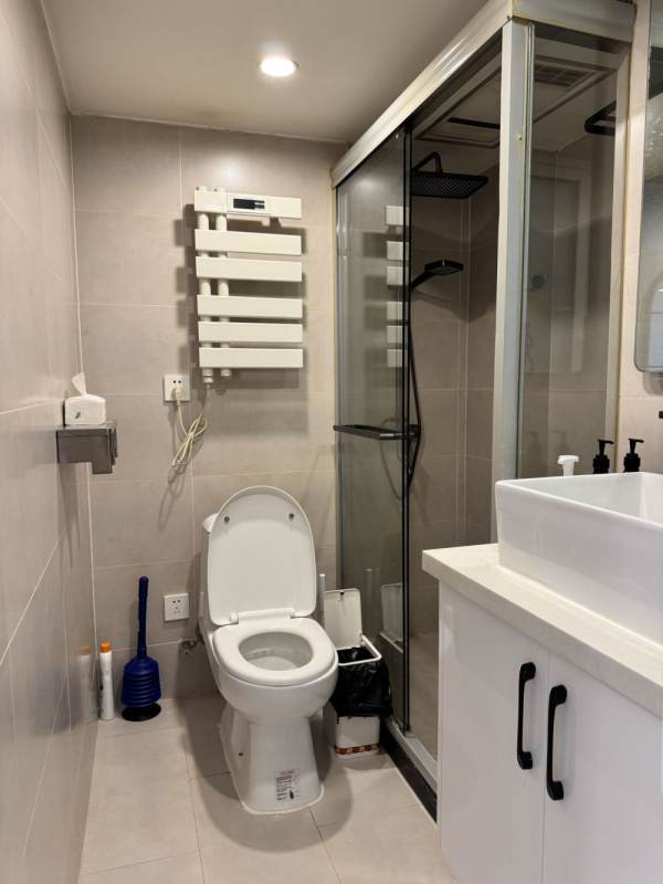 Housing image — Bathroom