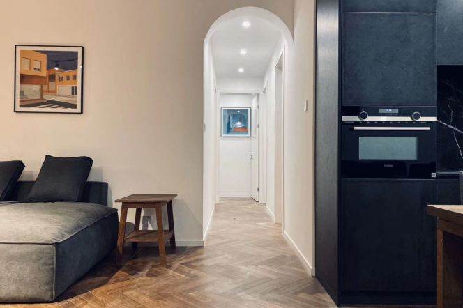3BR Apartment in Jing'an with Terrace (L2/L12/L13)
