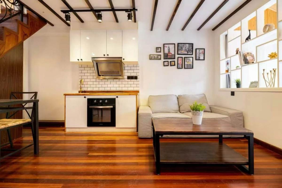Housing image — Living Room