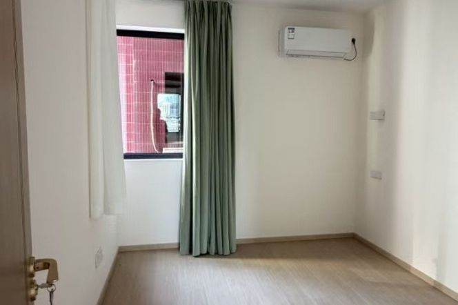 3BR Apartment near Jiangsu Rd Metro (L2/L11)