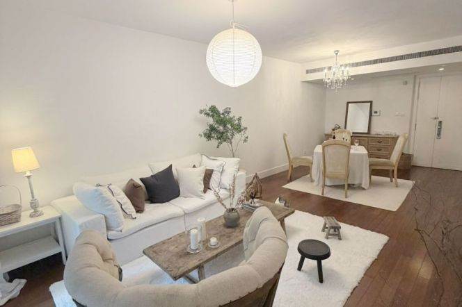 Spacious 2BR Apartment near Xintiandi Metro (L10/L13)