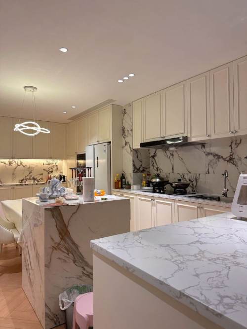 Housing image — Kitchen