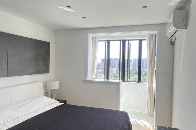 1BR Apartment near Caobao Rd Metro (L1/L3/L12)