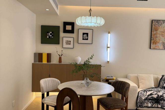 2BR Apartment near Longde Rd Metro with Floor-to-Ceiling Windows (L11/L13/L14)