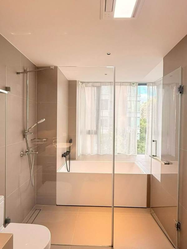 Housing image — Bathroom