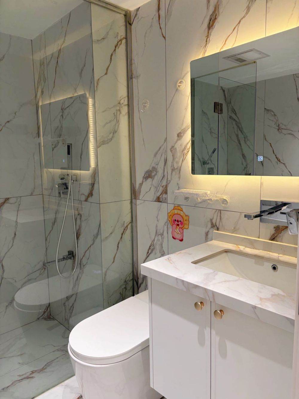 Housing image — Bathroom