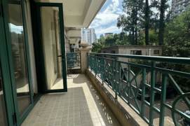 Spacious 2BR Apartment in Old Xuhui (L1/L7)