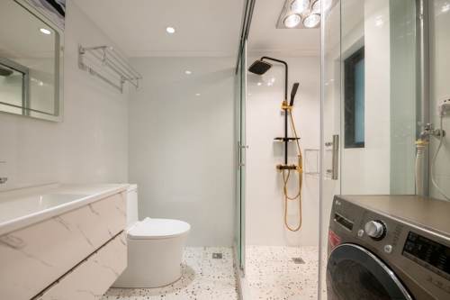 Housing image — Bathroom