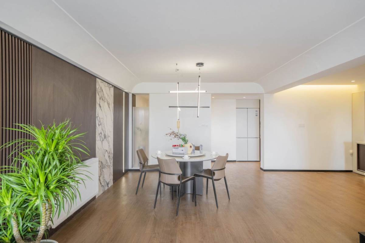 Housing image — Dining Area