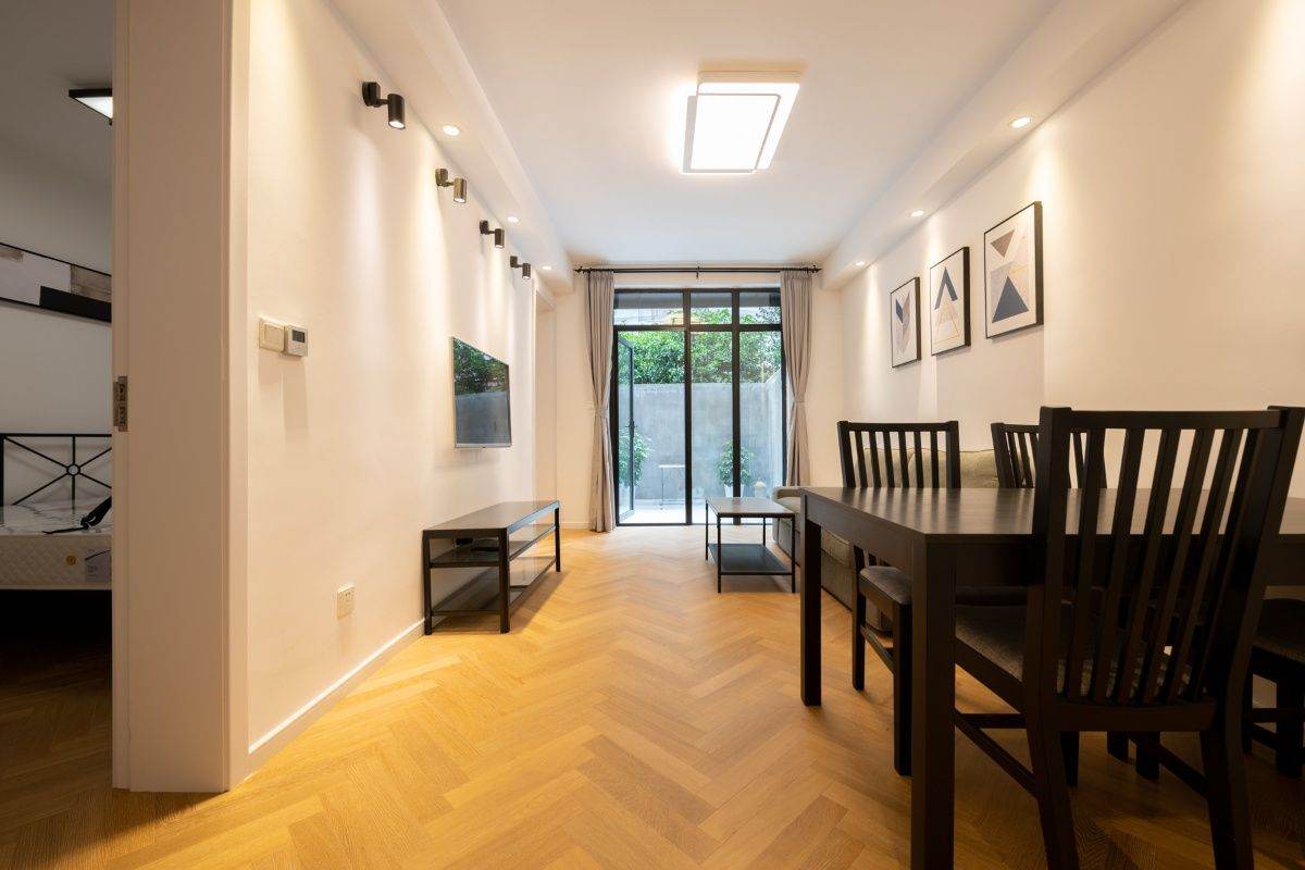 Housing image — Living Room