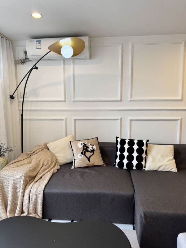 Housing image — Living Room
