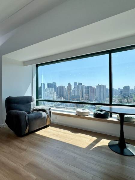 Housing image — Living Room