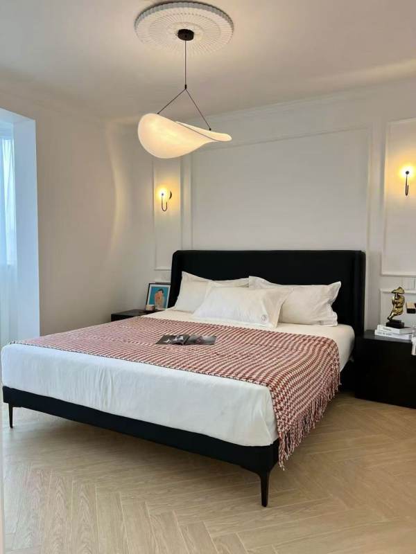 Housing image — Bedroom
